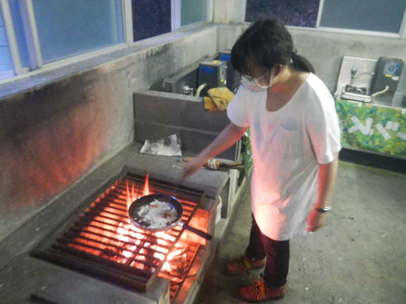 炊飯棟