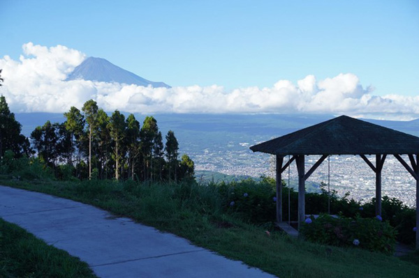 富士川キャンプ場頂上からの眺め（富士山）